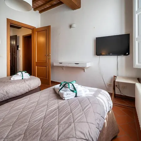 La Dimora Nell'anfiteatro Superior And Self Check In Elevator Air Conditioning Lucca