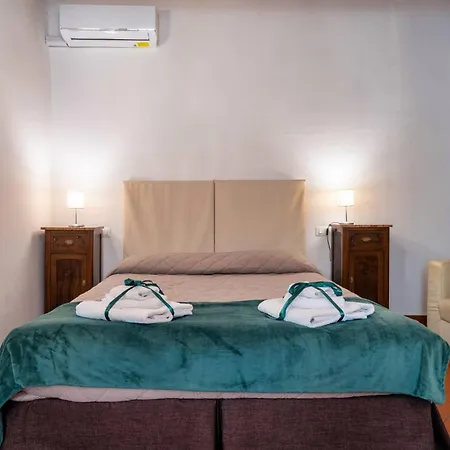 La Dimora Nell'anfiteatro Superior And Self Check In Elevator Air Conditioning Lucca