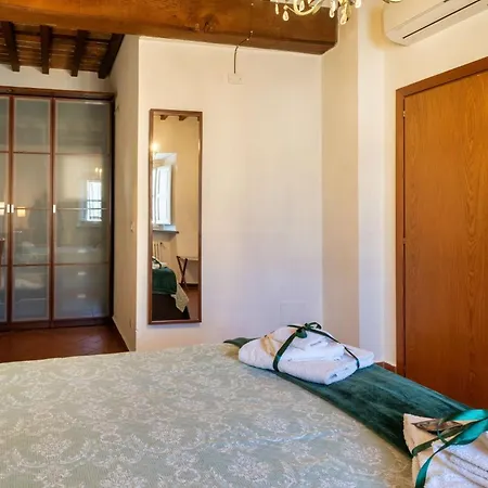 La Dimora Nell'anfiteatro Superior And Self Check In Elevator Air Conditioning *